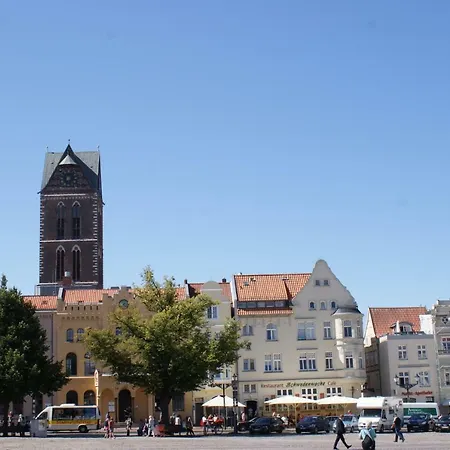 Finchen Mit Terrasse & Parkplatz - Abc13 By Abcwismar شقة *